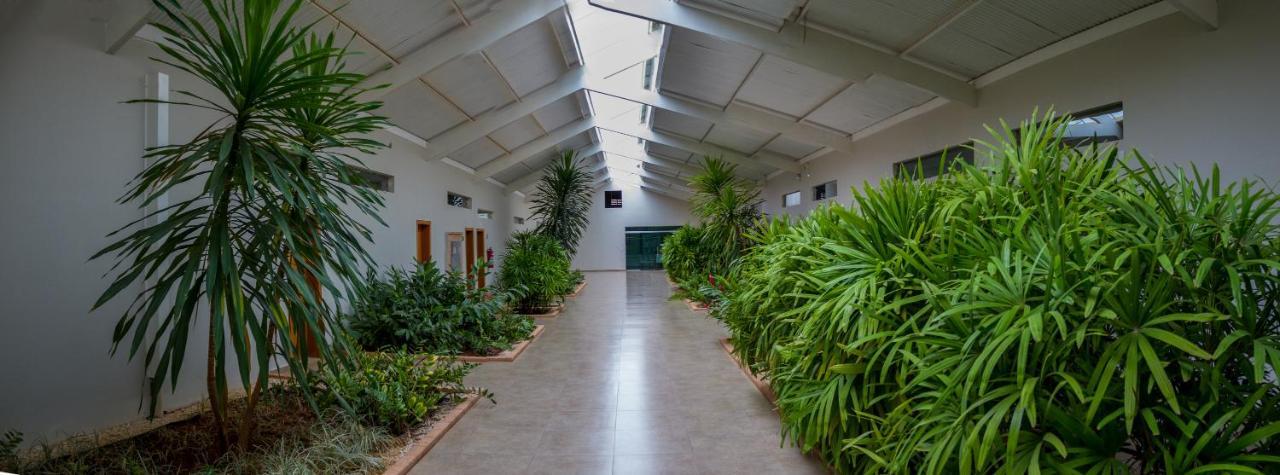 Hotel Vila Verde Penapolis Exterior photo
